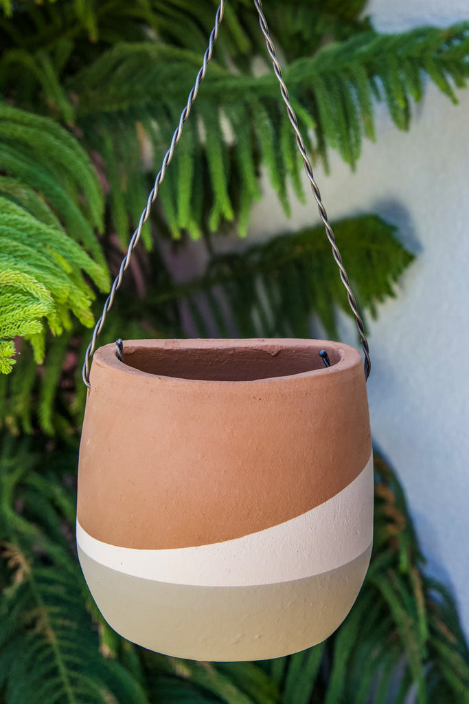Color Dipped Hanging Clay Pots