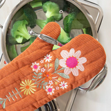 Rust Folk Flower Bake Happy Double-Sided Oven Mitt