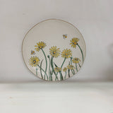 Daisy Bee Field 10" Dinner Plate