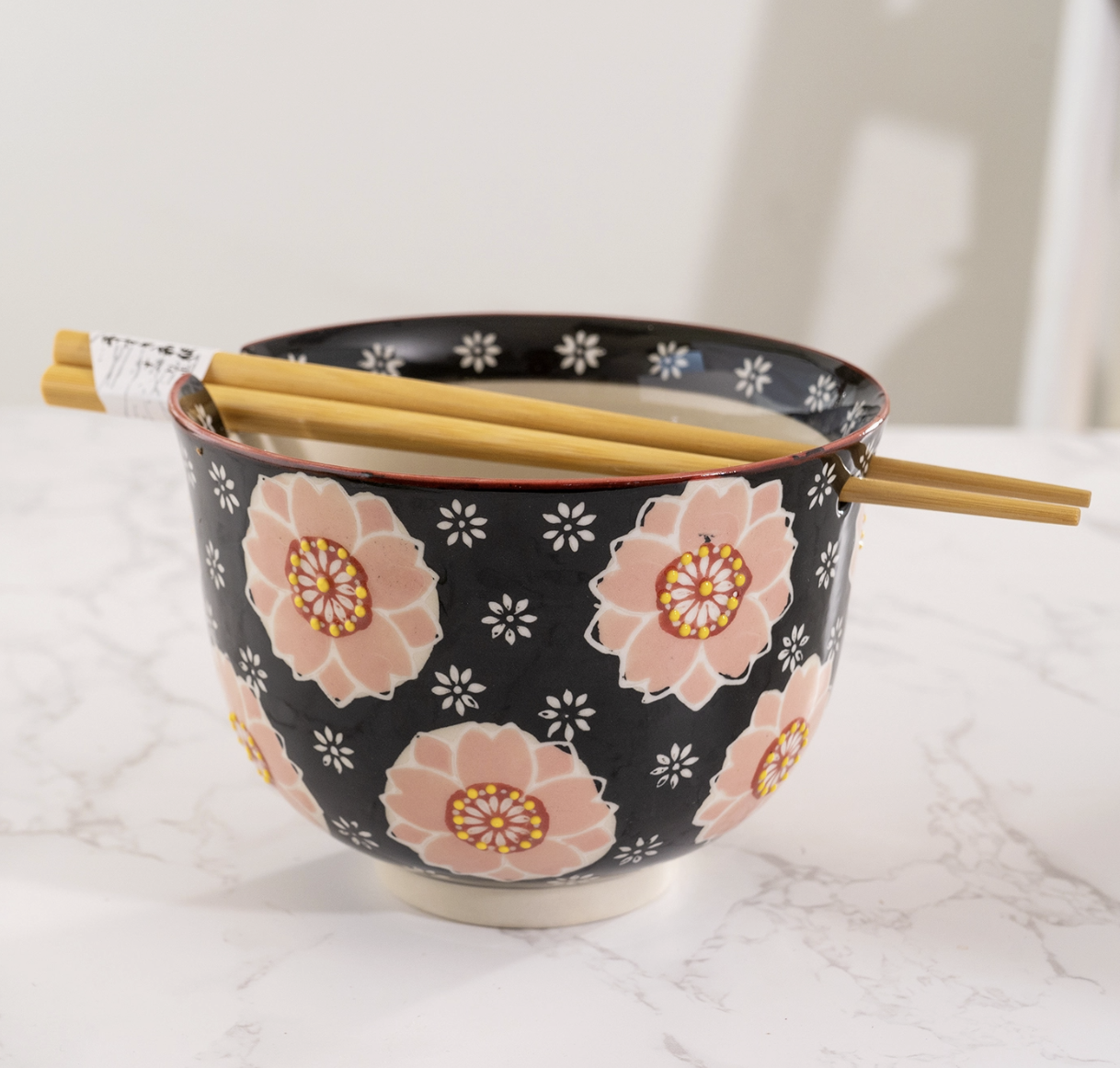 18oz Ramen Noodle Bowls with Chopsticks - 5 Styles