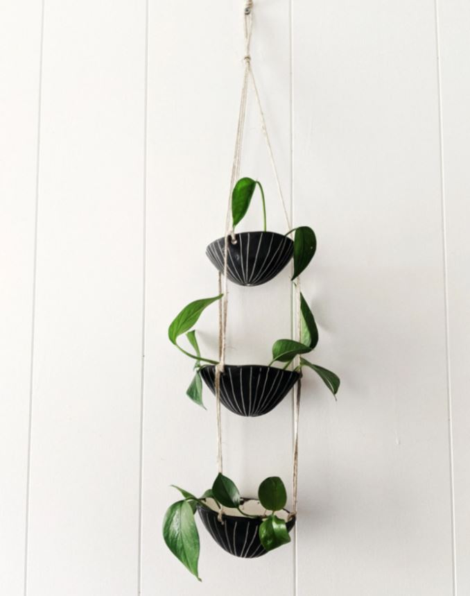 Vertical Line 3-Tiered Hanging Planter in Black & White