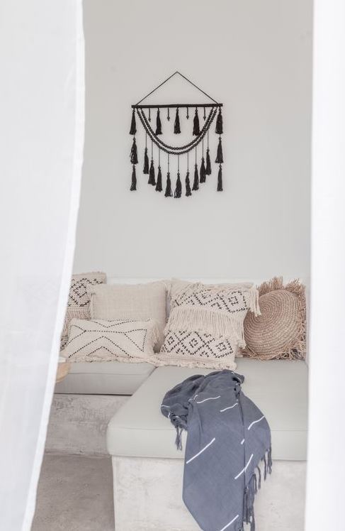 Ulu Tassel Wall Hanging in Black