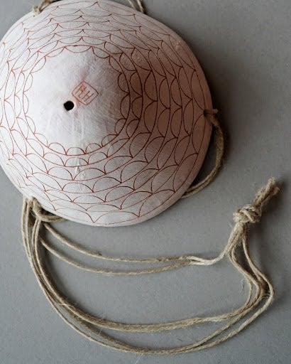 Scalloped Garland Hanging Planter in White & Terracotta