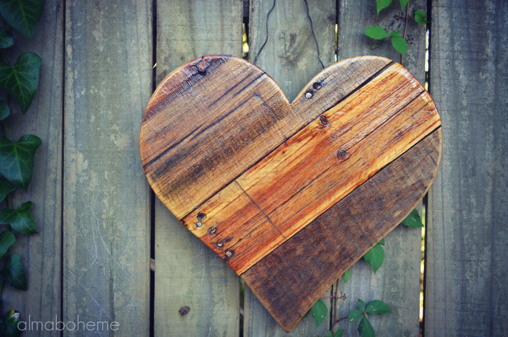 Reclaimed Pallet Wood Heart - 3 Styles