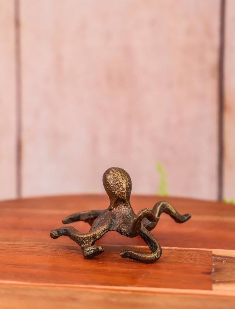 Octopus Minimal Figurine