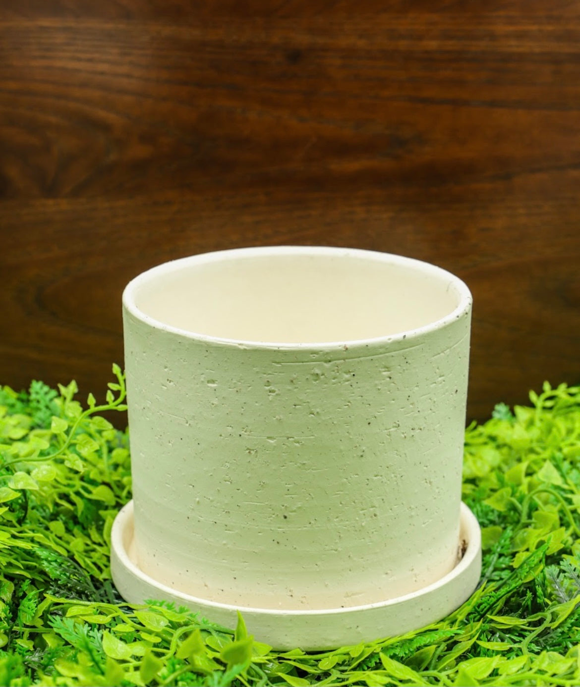 Easton Pot - 2 Sizes